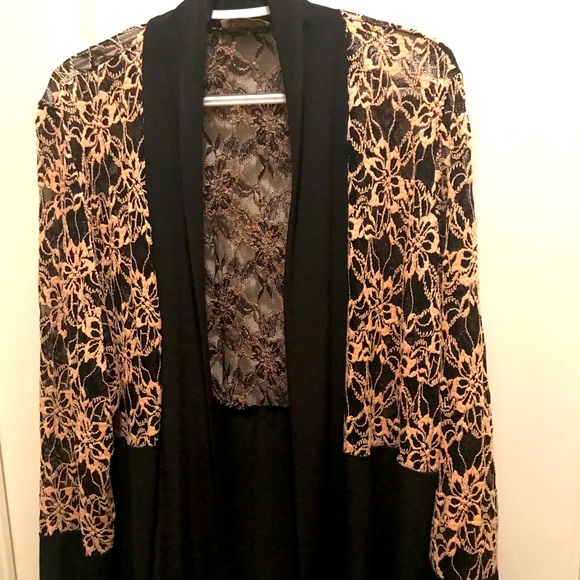 Gold and black lace cardigan - Picture 1 of 4